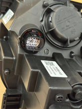 Laden Sie das Bild in den Galerie-Viewer, Frontscheinwerfer Hyundai I30 III G492113020 Rechts Scheinwerfer Headlight SCH7083636393js