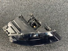 Laden Sie das Bild in den Galerie-Viewer, Frontscheinwerfer Audi A5 8T0941005C LED Links Scheinwerfer Headlight SCH7086042424qs