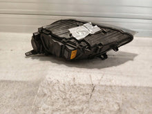 Laden Sie das Bild in den Galerie-Viewer, Frontscheinwerfer Volvo V40 3142008 Rechts Scheinwerfer Headlight SCH7086328783sz