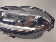 Laden Sie das Bild in den Galerie-Viewer, Frontscheinwerfer Honda 1008F057T Rechts Scheinwerfer Headlight SCH7088339093bs