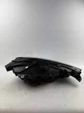 Laden Sie das Bild in den Galerie-Viewer, Frontscheinwerfer Audi A3 8Y0941011C Full LED Links Scheinwerfer Headlight SCH7090895945wn