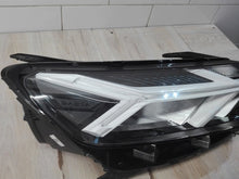 Laden Sie das Bild in den Galerie-Viewer, Frontscheinwerfer Dacia Sandero III Jogger 260107920R Rechts Headlight SCH7093885047pd