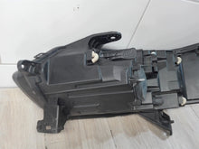 Laden Sie das Bild in den Galerie-Viewer, Frontscheinwerfer Dacia Sandero III Jogger 260107920R Rechts Headlight SCH7093885047pd