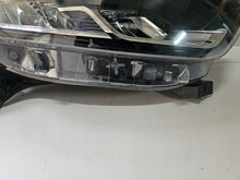 Laden Sie das Bild in den Galerie-Viewer, Frontscheinwerfer Renault Captur I 260107244R LED Rechts Scheinwerfer Headlight SCH7097051101nj