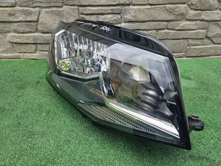 Frontscheinwerfer VW Caddy 2K1941016A Rechts Scheinwerfer Headlight SCH7098296013ab