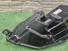 Laden Sie das Bild in den Galerie-Viewer, Frontscheinwerfer VW Caddy 2K1941016A Rechts Scheinwerfer Headlight SCH7098296013ab