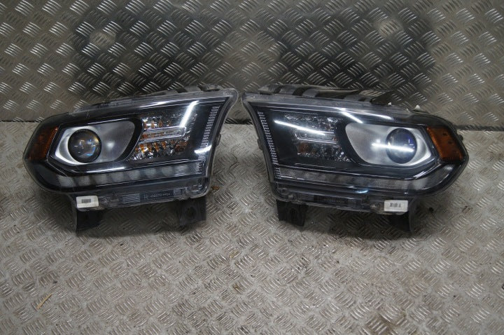 Frontscheinwerfer Dodge Durango 68299130AD 68299131AD Ein Satz Headlight SCH7103377228fr