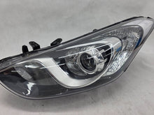 Load image into Gallery viewer, Frontscheinwerfer Hyundai I30 08016369 Links Scheinwerfer Headlight SCH7112476326pm