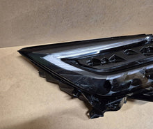 Laden Sie das Bild in den Galerie-Viewer, Frontscheinwerfer Toyota C-Hr 81110-F4240 Rechts Scheinwerfer Headlight SCH7113939512eb