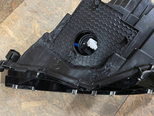 Laden Sie das Bild in den Galerie-Viewer, Frontscheinwerfer Lexus Rx 10000-8A08F Rechts Scheinwerfer Headlight SCH7114932874zt