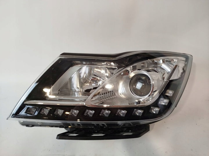 Frontscheinwerfer Ssangyong Korando PPH14186 Links Scheinwerfer Headlight SCH7119553412qo