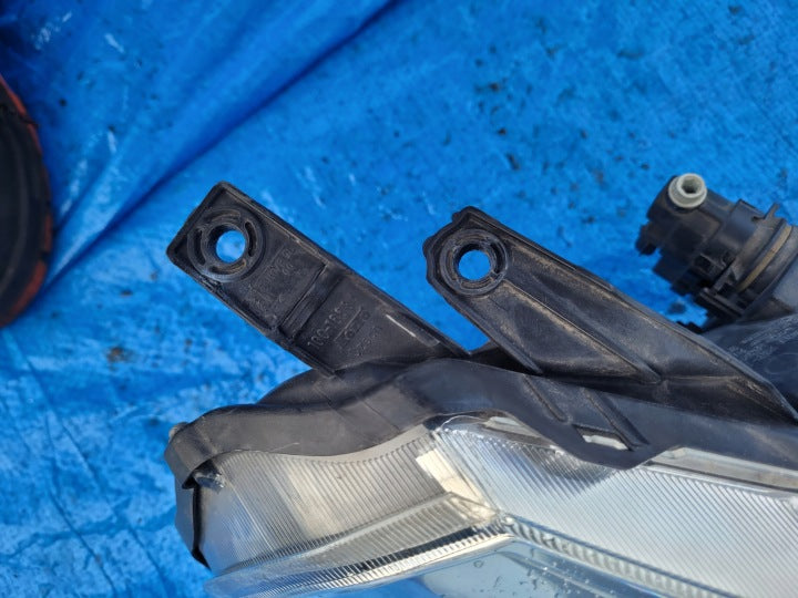 Frontscheinwerfer Suzuki Sx4 10016684 Rechts Scheinwerfer Headlight SCH7120283058rg