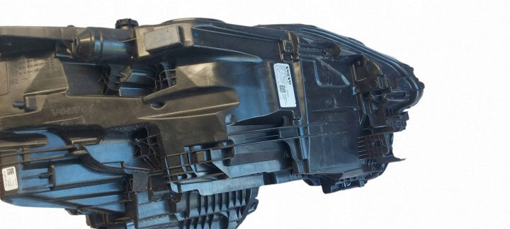 Frontscheinwerfer Volvo 32450062 LED Links Scheinwerfer Headlight SCH7120849707sy