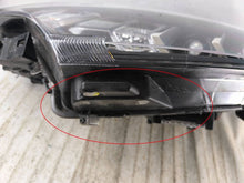 Laden Sie das Bild in den Galerie-Viewer, Frontscheinwerfer Mitsubishi Outlander I ECM92122E10 LED Links Headlight SCH7127196004lp