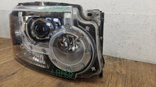Laden Sie das Bild in den Galerie-Viewer, Frontscheinwerfer Land Rover I Discovery AH22-13W029-FD Rechts Headlight SCH7127923661bw