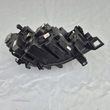 Laden Sie das Bild in den Galerie-Viewer, Frontscheinwerfer VW I 11B941005 Links Scheinwerfer Headlight SCH7129016001di