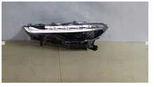 Laden Sie das Bild in den Galerie-Viewer, Frontscheinwerfer Toyota Corolla 81150-16840 LED Links Scheinwerfer Headlight SCH7129091954pa