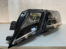 Laden Sie das Bild in den Galerie-Viewer, Frontscheinwerfer Skoda Octavia III 5E0941015D Links Scheinwerfer Headlight SCH7146535516ce