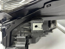 Load image into Gallery viewer, Frontscheinwerfer Mazda 3 BCJH-51040 Links Scheinwerfer Headlight SCH7146568404yc