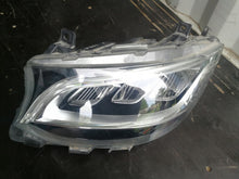 Laden Sie das Bild in den Galerie-Viewer, Frontscheinwerfer Mercedes-Benz Sprinter A9109069300 LED Links Headlight SCH7149763366sg