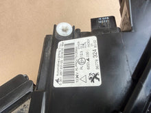 Laden Sie das Bild in den Galerie-Viewer, Frontscheinwerfer Peugeot 308 9677832480 Links Scheinwerfer Headlight SCH7154780985ih