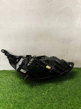 Laden Sie das Bild in den Galerie-Viewer, Frontscheinwerfer Hyundai I30 92101G4120 Links Scheinwerfer Headlight SCH7158235832zo