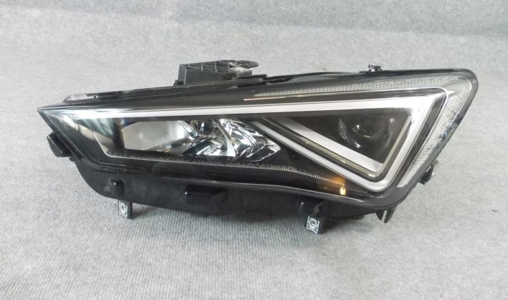 Frontscheinwerfer Seat Leon 5FB941007F LED Links Scheinwerfer Headlight SCH7160515777gg
