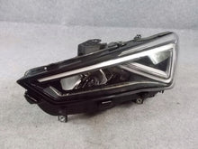 Laden Sie das Bild in den Galerie-Viewer, Frontscheinwerfer Seat Leon 5FB941007F LED Links Scheinwerfer Headlight SCH7160515777gg