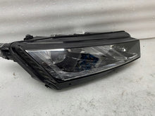 Laden Sie das Bild in den Galerie-Viewer, Frontscheinwerfer Skoda Octavia IV 5E4941016A LED Rechts Scheinwerfer Headlight SCH7162071224oq