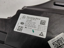 Laden Sie das Bild in den Galerie-Viewer, Frontscheinwerfer Mercedes-Benz W247 A2479063604 Rechts Scheinwerfer Headlight SCH7165203517xg