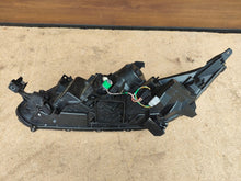 Laden Sie das Bild in den Galerie-Viewer, Frontscheinwerfer Mitsubishi Eclipse Cross W3153 LED Rechts Headlight SCH7166339479bn