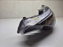Laden Sie das Bild in den Galerie-Viewer, Frontscheinwerfer Hyundai Elantra VII 92101AA Links Scheinwerfer Headlight SCH7169721788bn