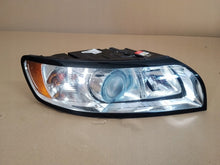 Laden Sie das Bild in den Galerie-Viewer, Frontscheinwerfer Volvo V50 31265699 Xenon Rechts Scheinwerfer Headlight SCH7174135800ic