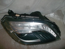 Laden Sie das Bild in den Galerie-Viewer, Frontscheinwerfer Mercedes-Benz W204 A2048201639 Rechts Scheinwerfer Headlight SCH7177644275wf
