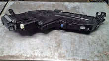 Laden Sie das Bild in den Galerie-Viewer, Frontscheinwerfer BMW 7 9879936-11 Rechts Scheinwerfer Headlight SCH7181424131aa