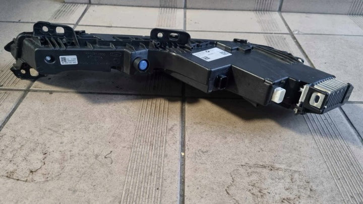 Frontscheinwerfer BMW 7 9879936-11 Rechts Scheinwerfer Headlight SCH7181424131aa