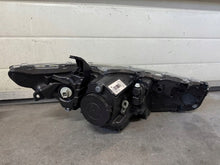 Laden Sie das Bild in den Galerie-Viewer, Frontscheinwerfer Toyota Auris 8111002K30 90070909KOD 85122000 Ein Satz SCH7184338555il
