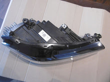 Laden Sie das Bild in den Galerie-Viewer, Frontscheinwerfer VW T Cross 2GM941036B Full LED Rechts Scheinwerfer Headlight SCH7185452784mm