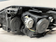 Laden Sie das Bild in den Galerie-Viewer, Frontscheinwerfer Renault Laguna III 260100035R Xenon Rechts Headlight SCH7189754152au