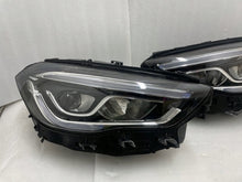 Laden Sie das Bild in den Galerie-Viewer, Frontscheinwerfer Mercedes-Benz W247 A2479066301 A2479066401 Ein Satz Headlight SCH7196631499bv