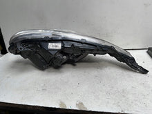 Laden Sie das Bild in den Galerie-Viewer, Frontscheinwerfer Peugeot 208 9802221680 Rechts Scheinwerfer Headlight SCH7208833937ey