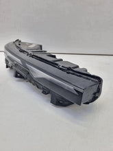 Laden Sie das Bild in den Galerie-Viewer, Frontscheinwerfer BMW 9880472 Rechts Scheinwerfer Headlight SCH7214363018zk