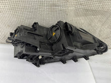 Load image into Gallery viewer, Frontscheinwerfer Seat Alhambra 7N5941751 Xenon Links Scheinwerfer Headlight SCH7215865277gk
