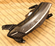 Laden Sie das Bild in den Galerie-Viewer, Frontscheinwerfer Renault Megane E-Tech 260103279 LED Rechts Headlight SCH7218516306az