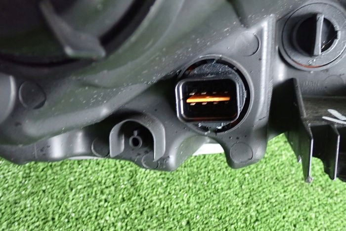 Frontscheinwerfer Ssangyong Korando 8310137101 Links Scheinwerfer Headlight SCH7220573129fx