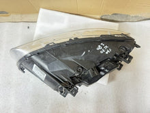 Laden Sie das Bild in den Galerie-Viewer, Frontscheinwerfer Volvo V70 S80 31420014 Rechts Scheinwerfer Headlight SCH7225458740zf