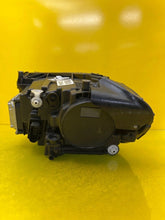 Laden Sie das Bild in den Galerie-Viewer, Frontscheinwerfer Mercedes-Benz W177 A1779060803 LED Rechts Headlight SCH7226224029bi