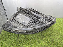 Laden Sie das Bild in den Galerie-Viewer, Frontscheinwerfer Mercedes-Benz W177 A1779064703 Links Scheinwerfer Headlight SCH7234873665sv