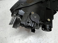 Laden Sie das Bild in den Galerie-Viewer, Frontscheinwerfer VW Golf Sportsvan 517941077 Links Scheinwerfer Headlight SCH7235483840eg