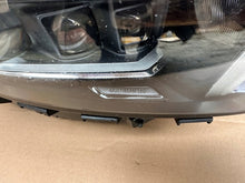 Laden Sie das Bild in den Galerie-Viewer, Frontscheinwerfer Mercedes-Benz A1779062605 LED Rechts Scheinwerfer Headlight SCH7237057700xm